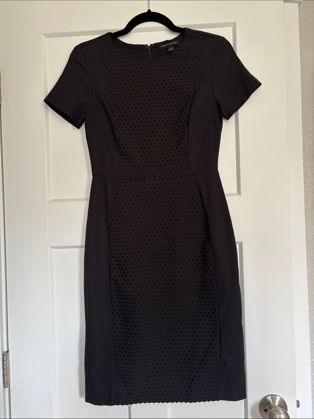 Banana Republic Black Short-Sleeve Textured Sheath Dress